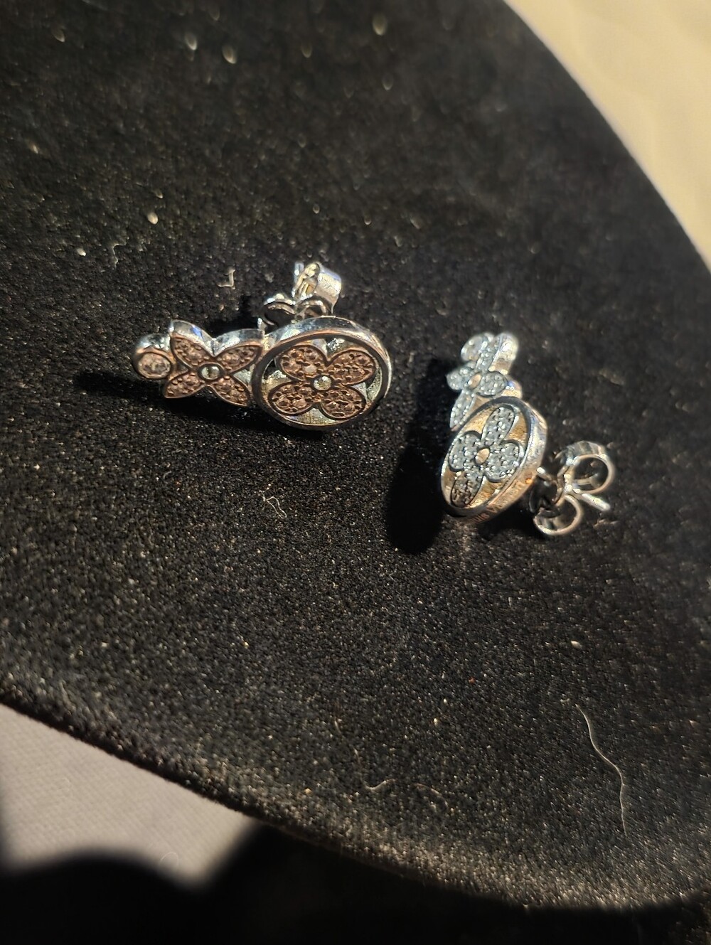 USED...LV Silver With Crystals Floral Drop Stud Earrings - Women Jewelry - Picture 9 of 9